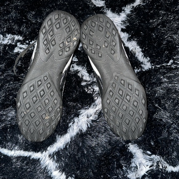 adidas Predator Turf - Picture 3 of 4